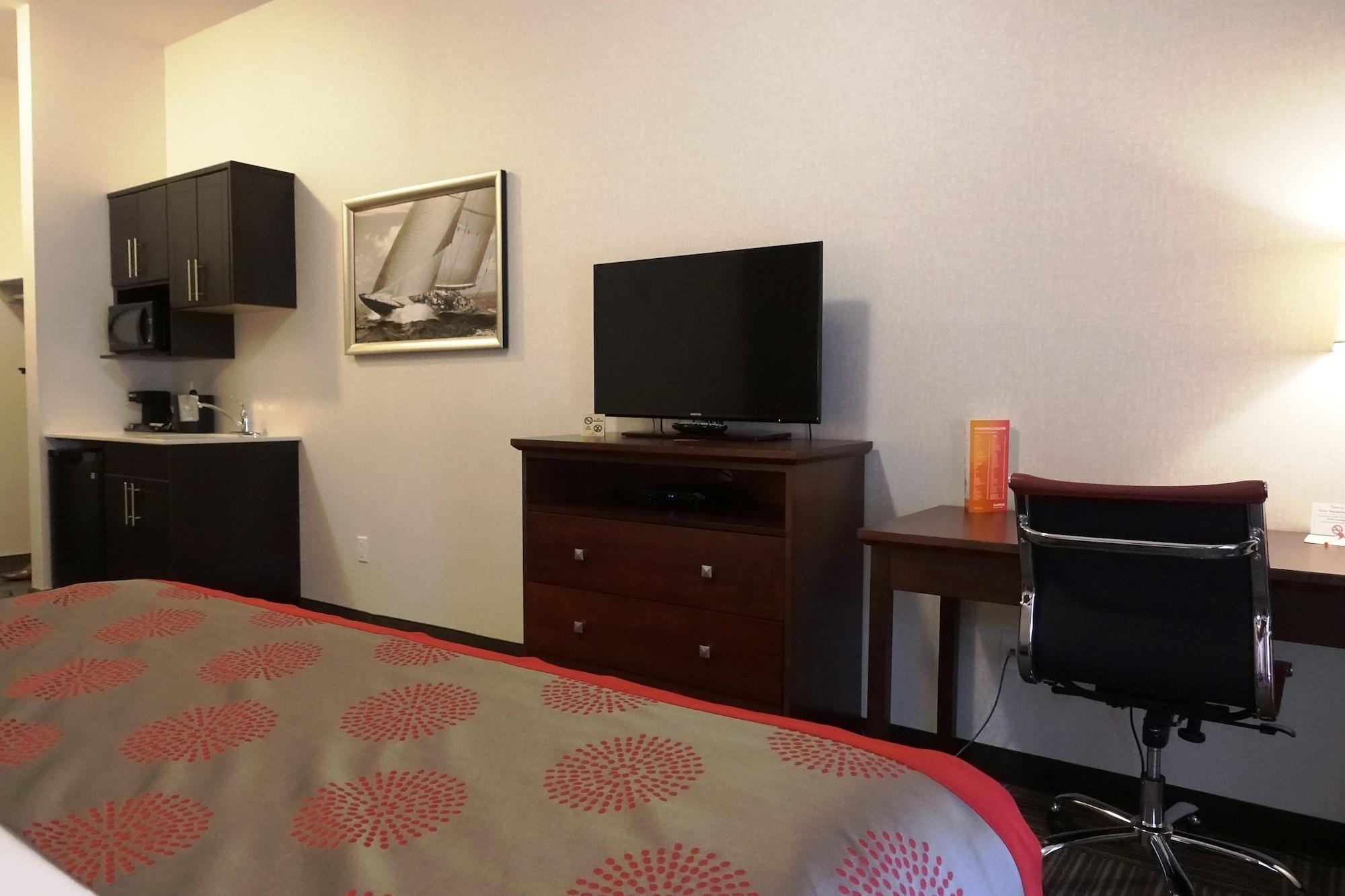 Hotel Ramada By Wyndham Moose Jaw Exterior foto