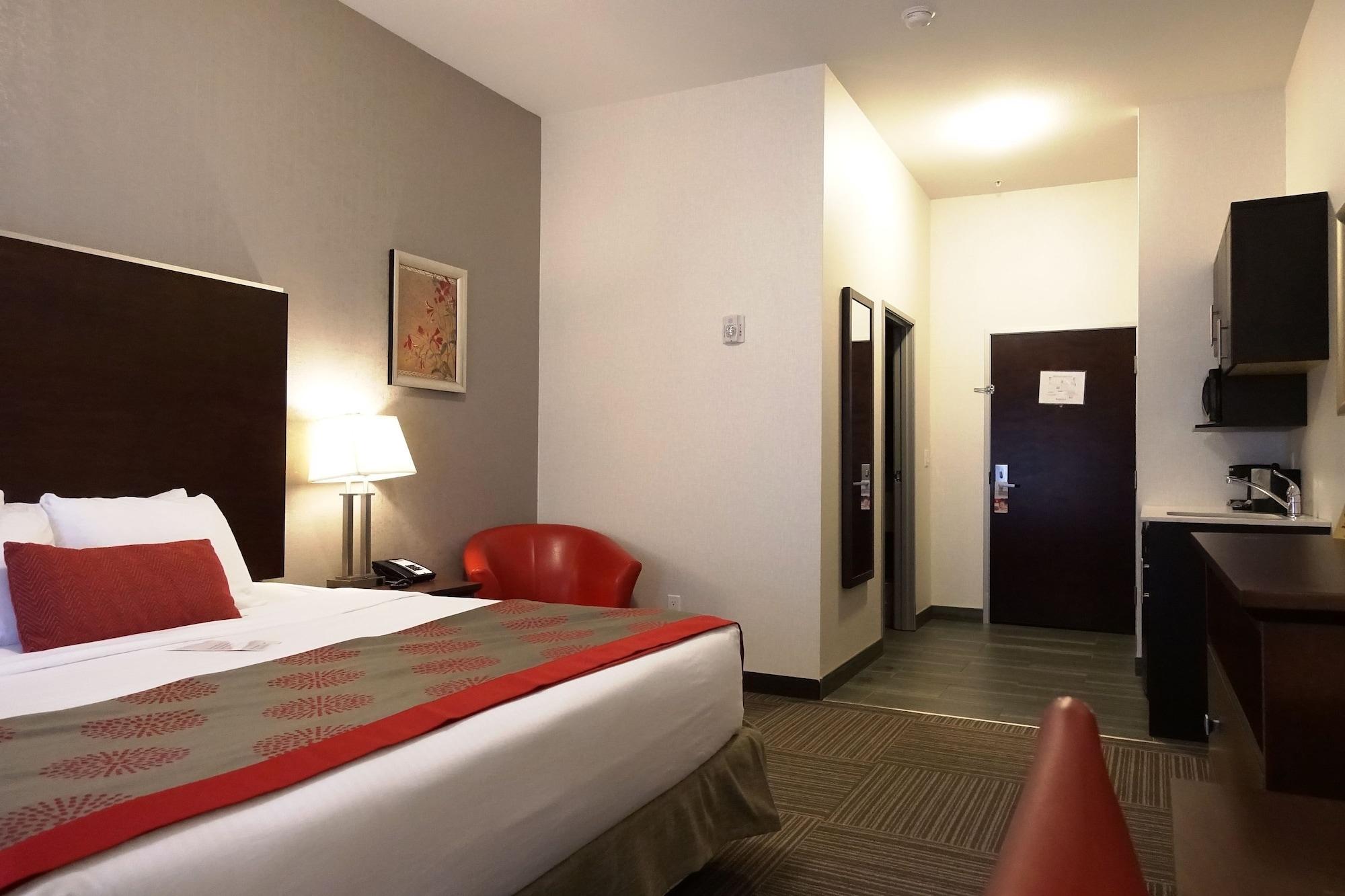 Hotel Ramada By Wyndham Moose Jaw Exterior foto